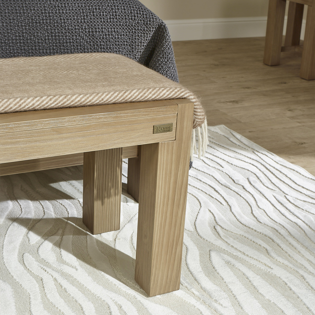 Banc style contemporain en pin massif MEGÈVE marron, ROBIN DES BOIS