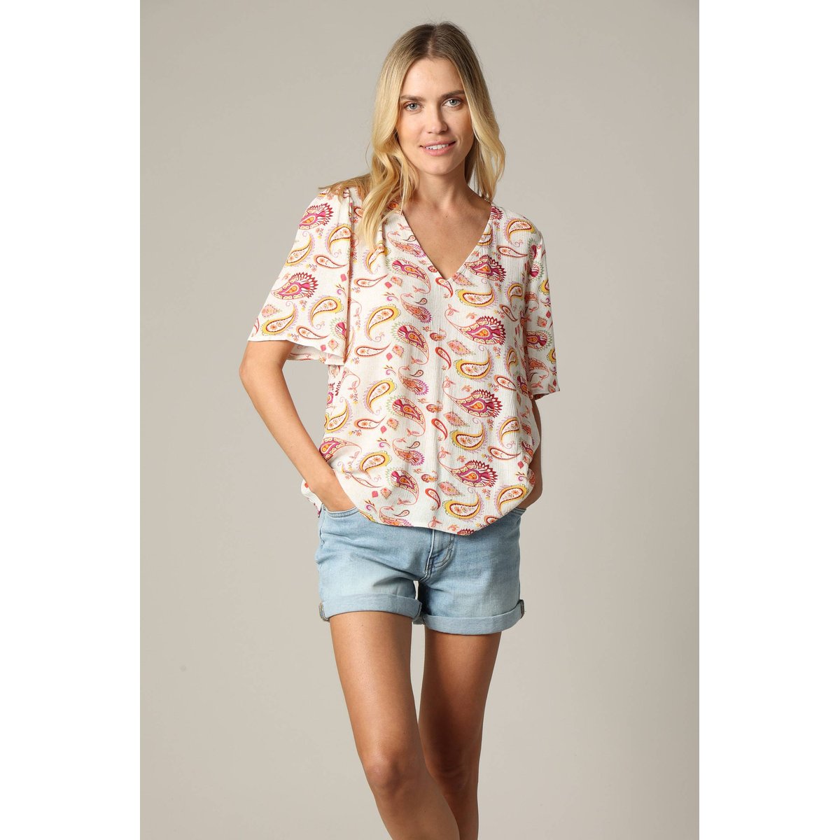 Blouse ample bohème en crêpe avec col v et manches papillon TALMI off white, DEELUXE