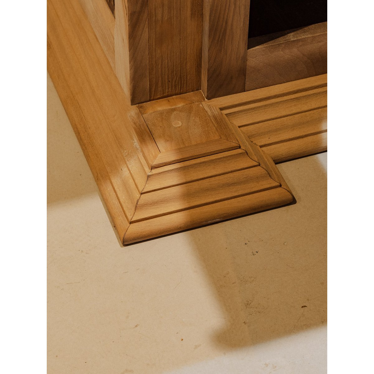 Buffet en bois Gilbert N°1508 - Bon état bois clair, DEBONGOUT