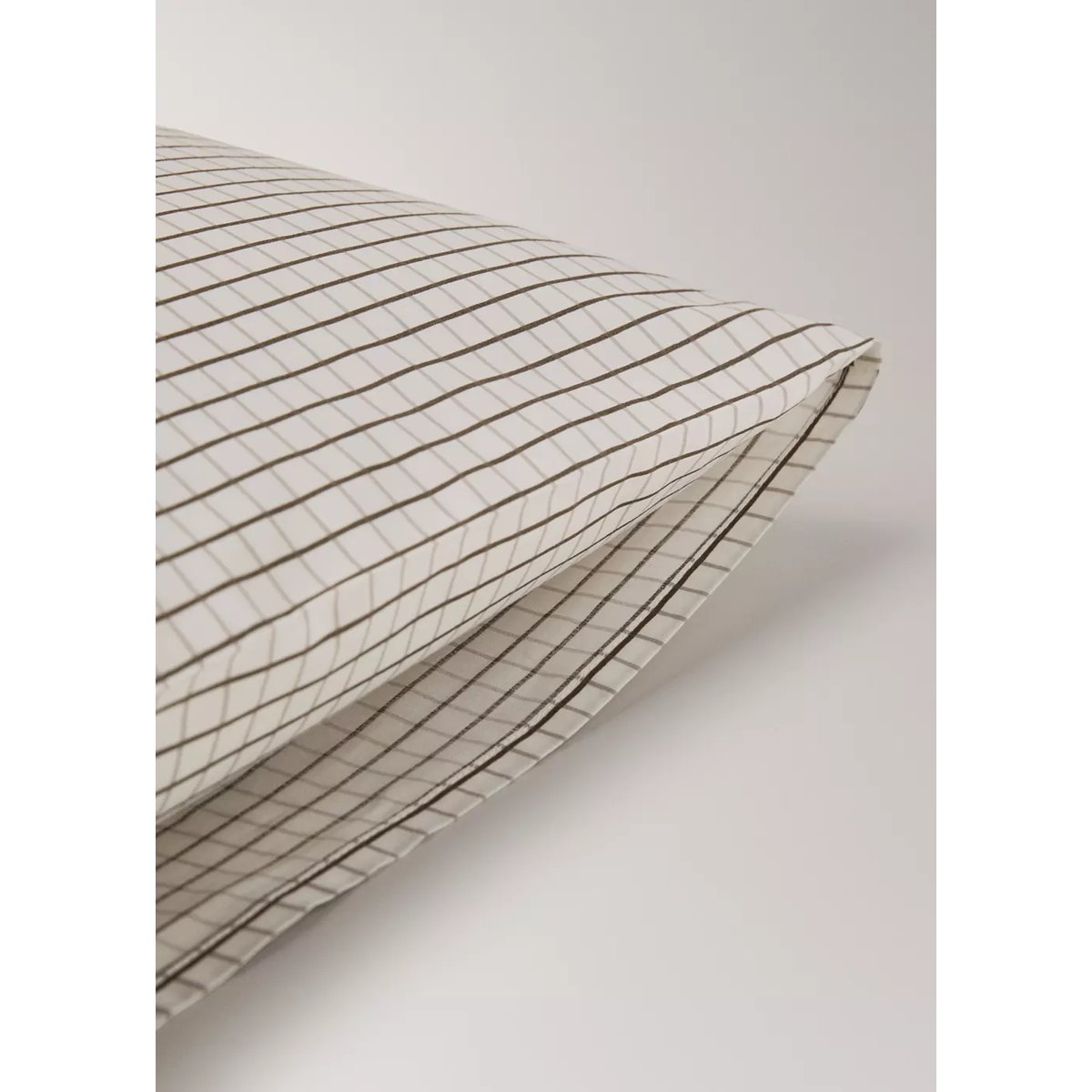 Deux taies d'oreiller percale de coton mini carreaux réversibles 60x60 cm café, MANGO HOME
