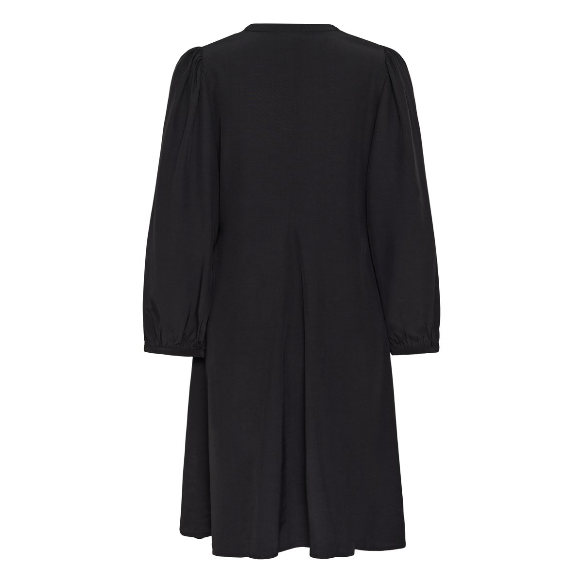 Robe noir, SOAKED IN LUXURY