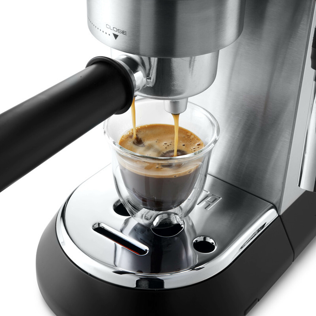 Expresso pompe ultra-compacte Dedica EC685.M inox, DELONGHI