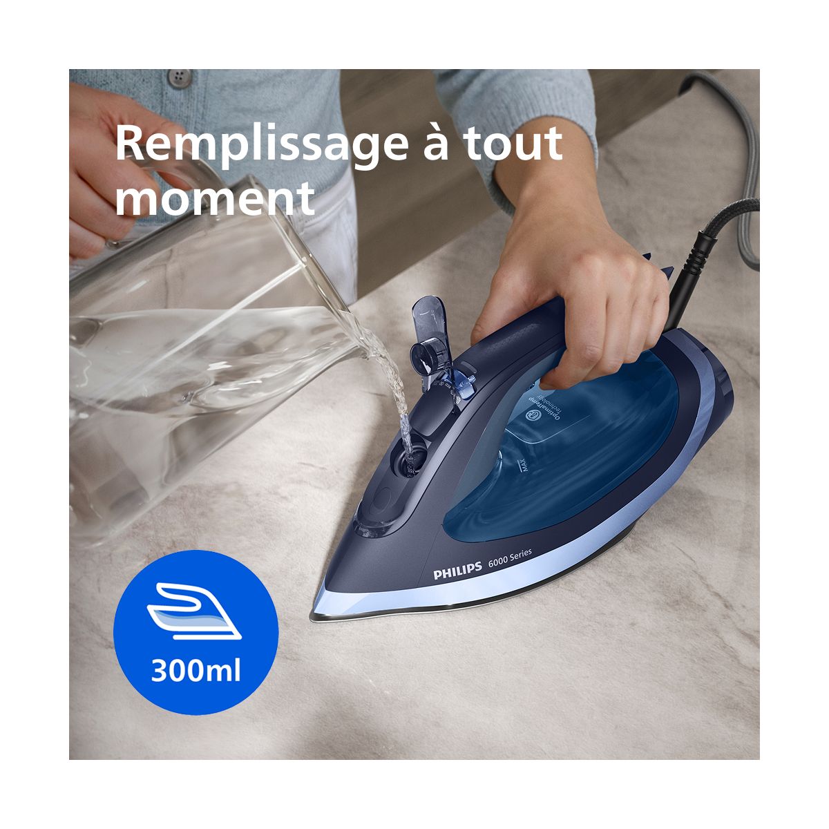 Fer à repasser DST6120/20 fer à vapeur Série 6000 Bleu/Noir, 2600W couleur unique, PHILIPS