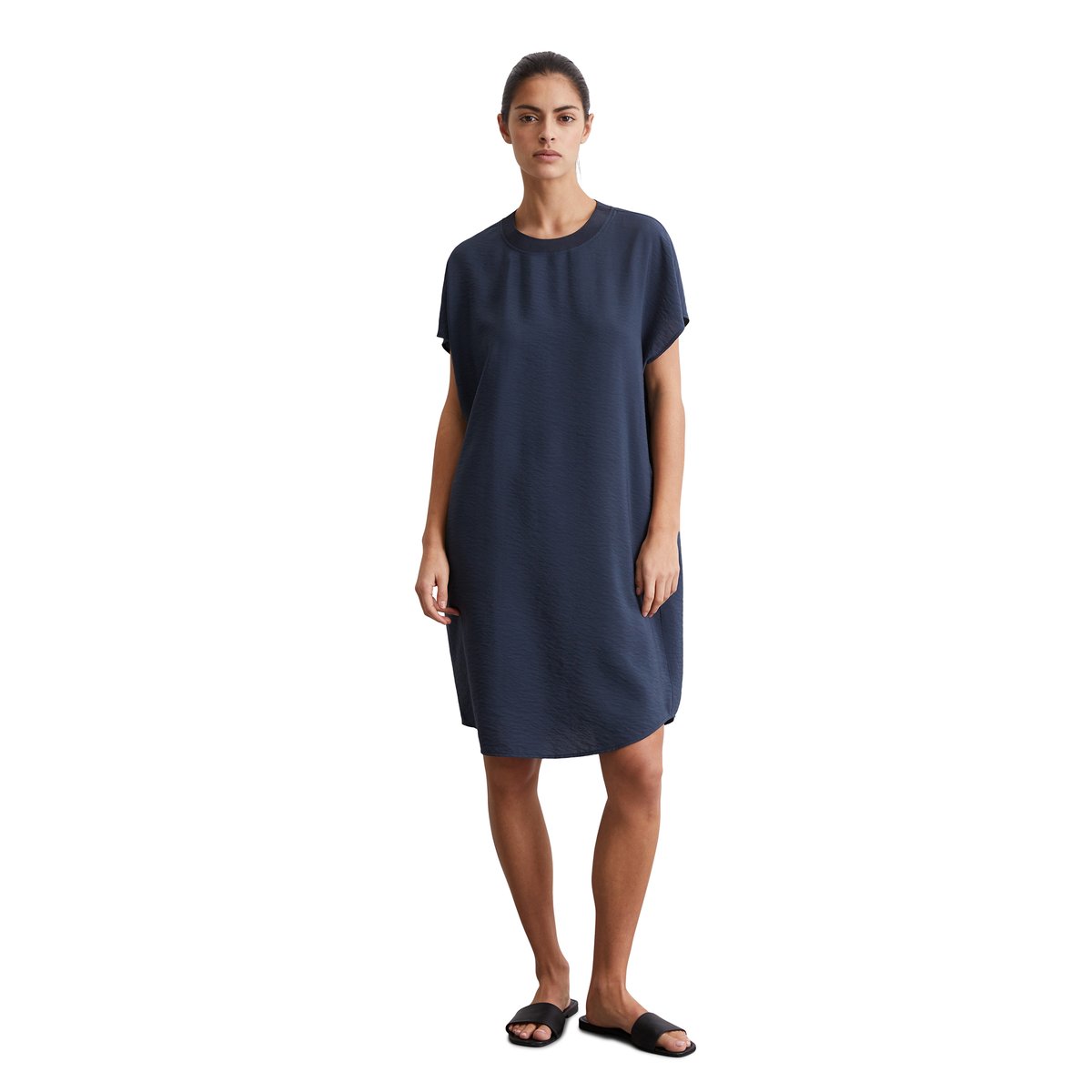 Robe relaxed avec structure crinkle bleu foncé, MARC O'POLO