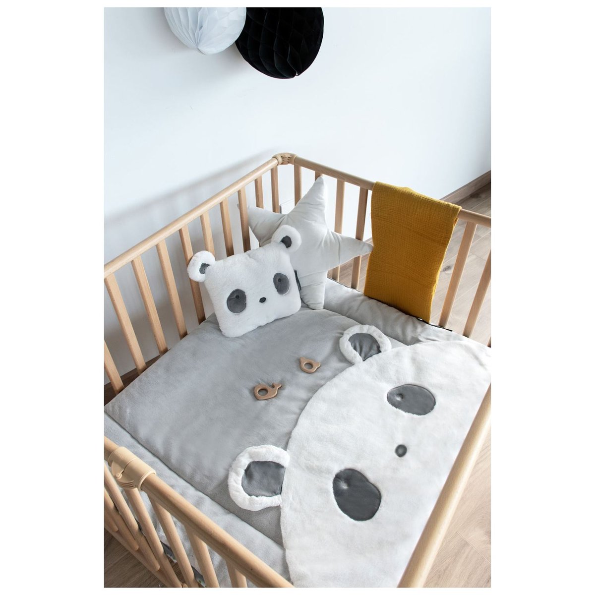 Tapis de chambre 100x100 cm Tapidou Panda gris, DOUDOU ET COMPAGNIE