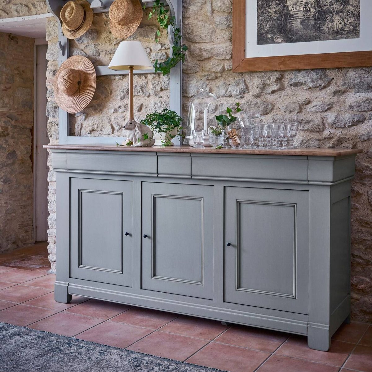 Buffet bois massif 3 portes 3 tiroirs - EMBELLIE gris, CAMIF