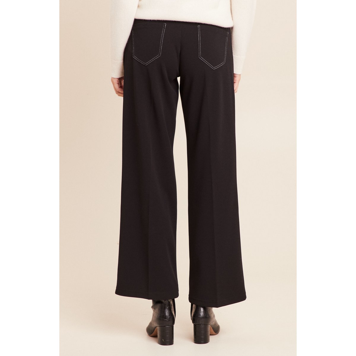 Pantalon noir, BREAL