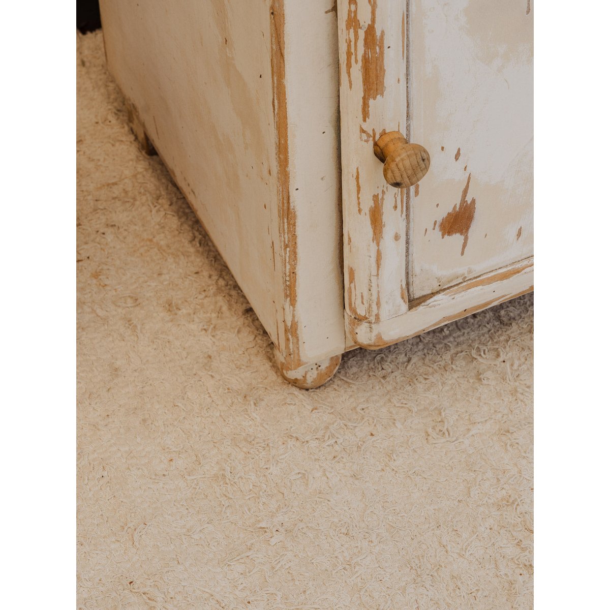 Meuble d'appoint en bois blanc Gilbert N°1778 - Bon état blanc, DEBONGOUT