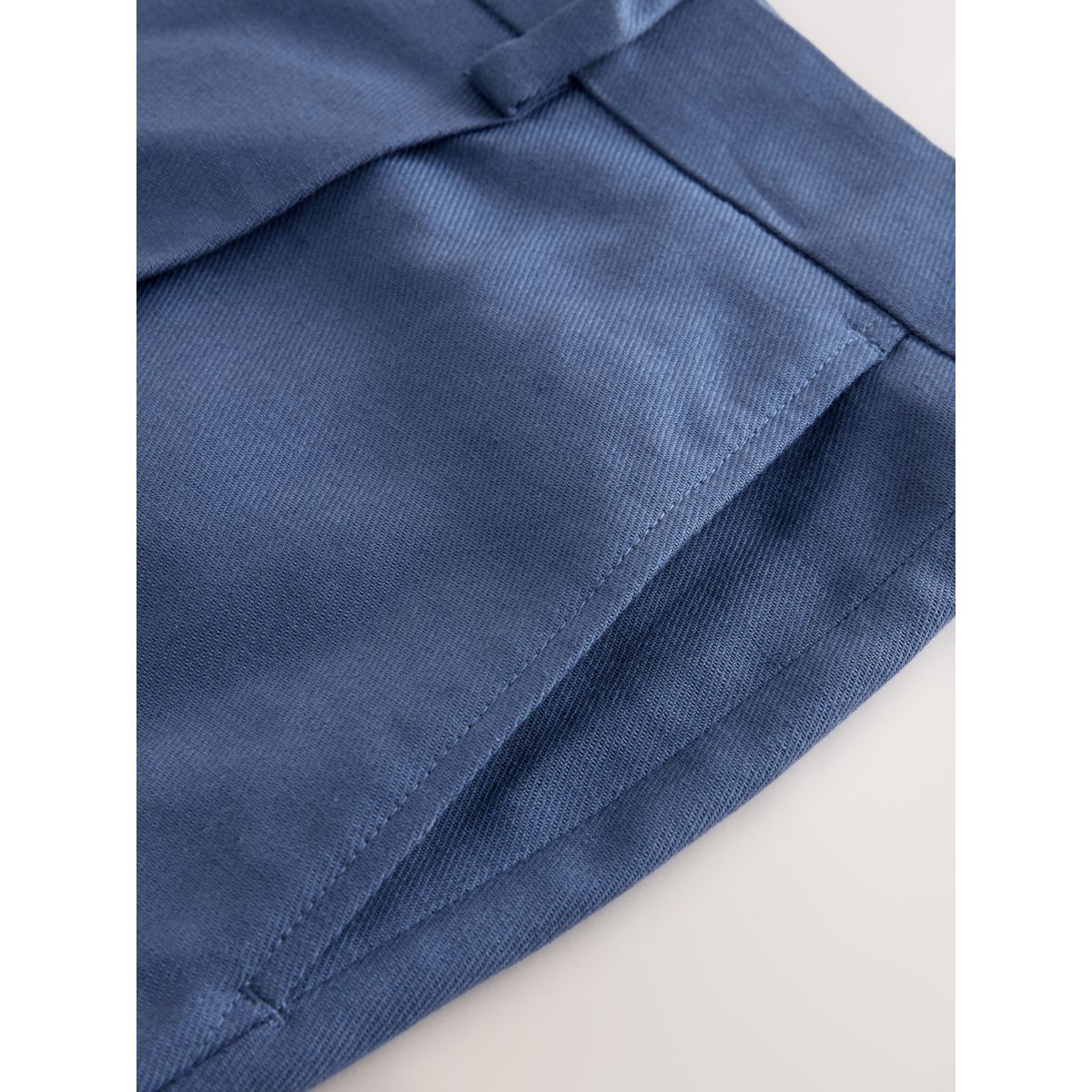Short habillé décontracté en lin mélangé bleu, NEXT