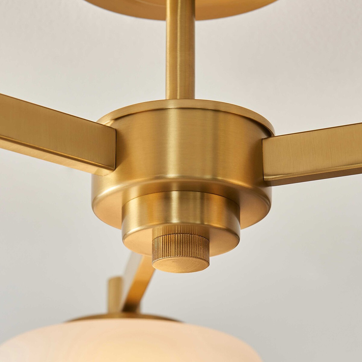 Bellamy 3-Light Opal Glass Ceiling Light brass, ÉDITÉ