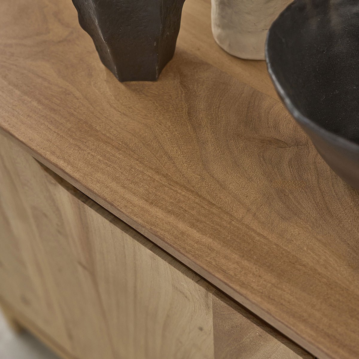 Buffet 2 portes, 3 tiroirs en acacia massif 170 cm  SAMSO couleur unique, BERAH GETAH