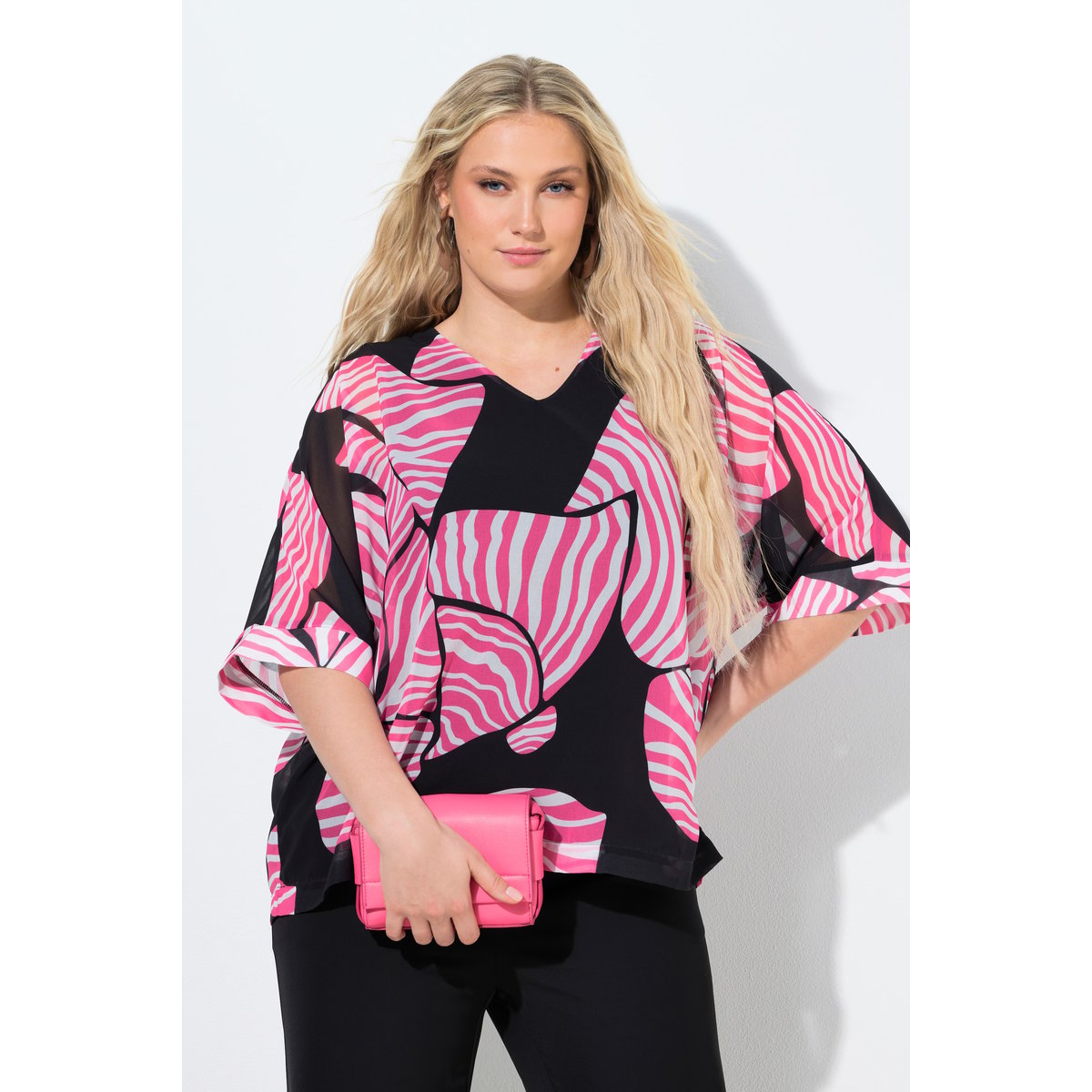 Blouse en mousseline doublée, motif nœuds noir, ULLA POPKEN