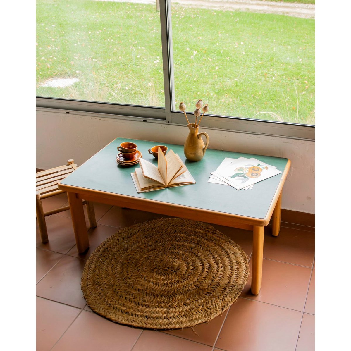 Table basse au plateau vert forêt Donna N°1606 - Bon état vert, DEBONGOUT