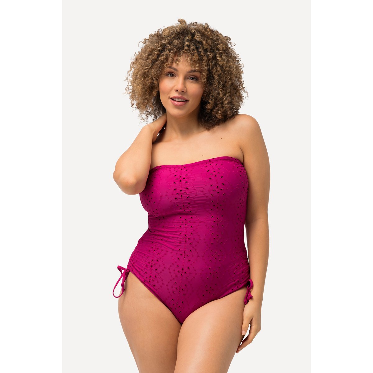Maillot de bain à bonnets souples. Bretelles mauve foncé, ULLA POPKEN
