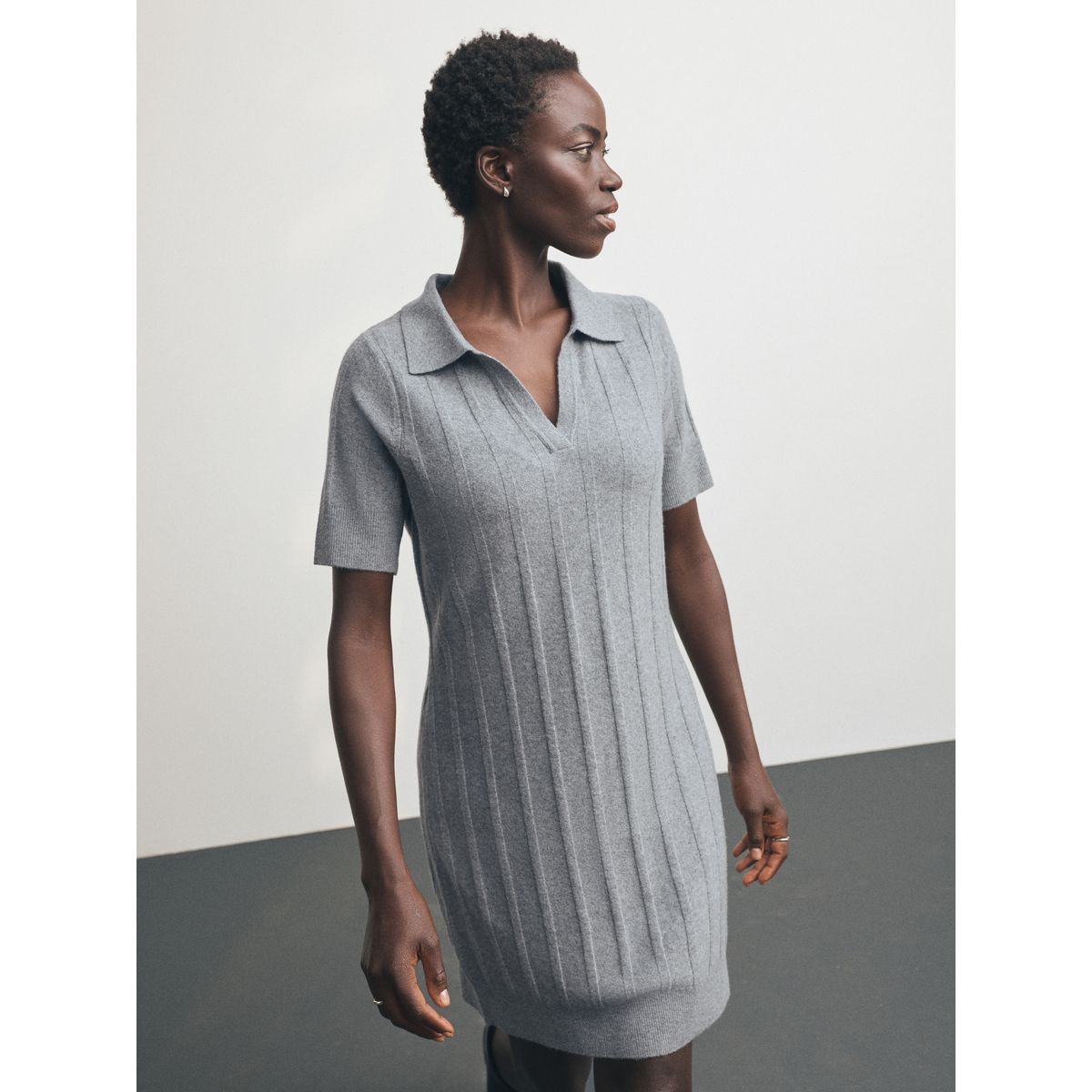Robe polo courte ultra-douce manches courtes gris, NEXT