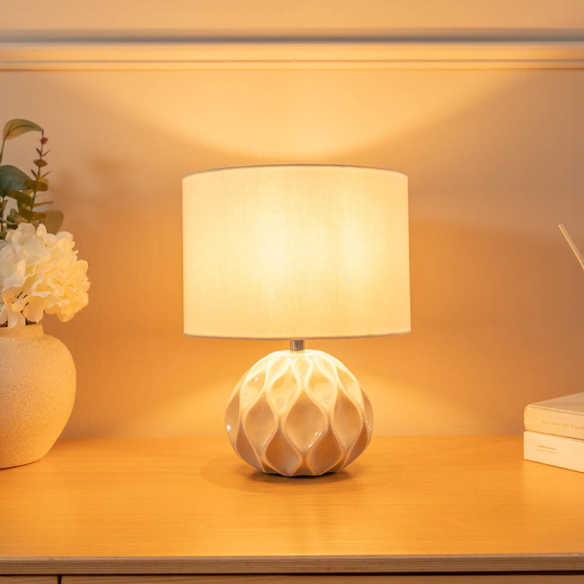 Luka Natural Ceramic Table Lamp cream, SO'HOME