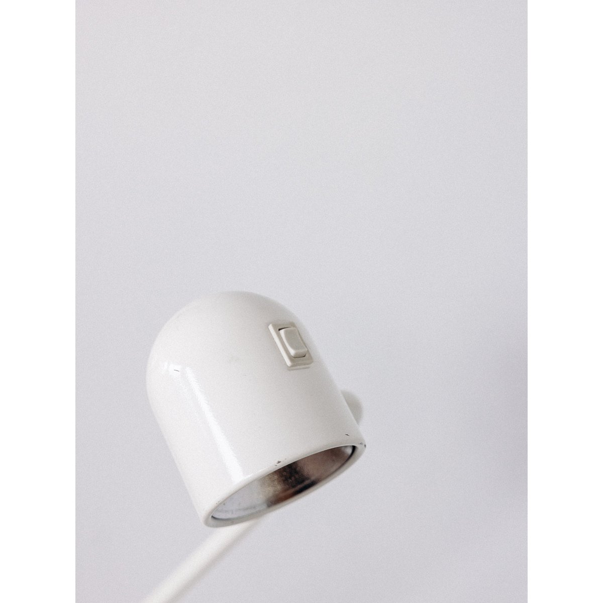 Lampadaire en métal Julien N°60 - Bon état blanc, DEBONGOUT