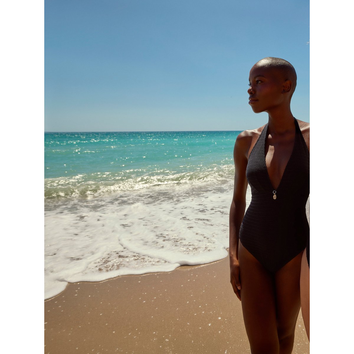 Maillot de bain une pièce préformé dos nu sans armatures CALVI noir, LISCA