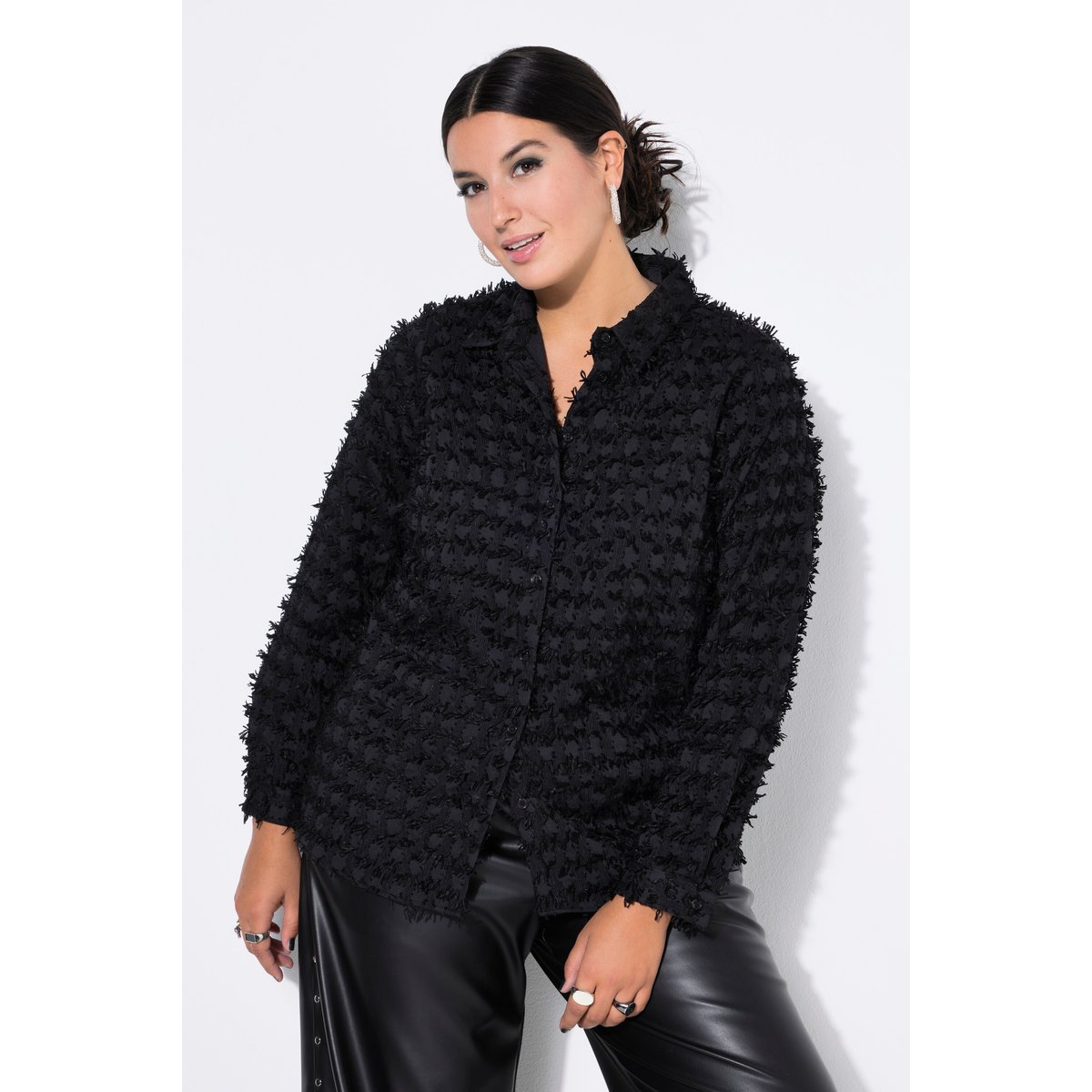 Chemisier coupe Wide Straight Shape, franges noir, STUDIO UNTOLD