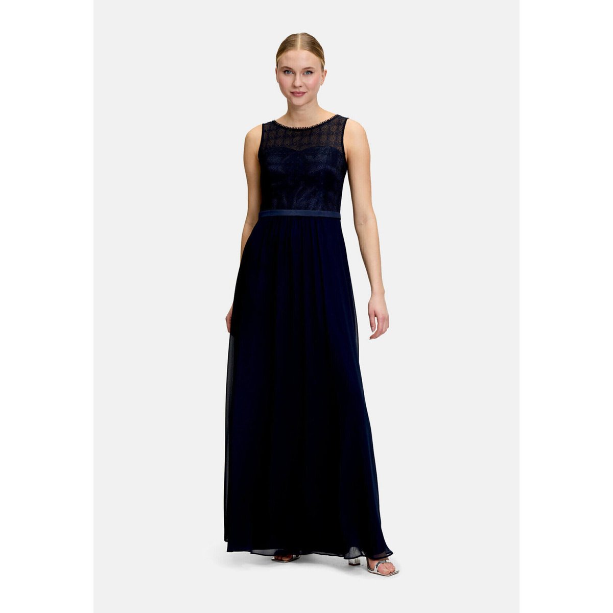 Robe de soirée en dentelle night sky, VERA MONT