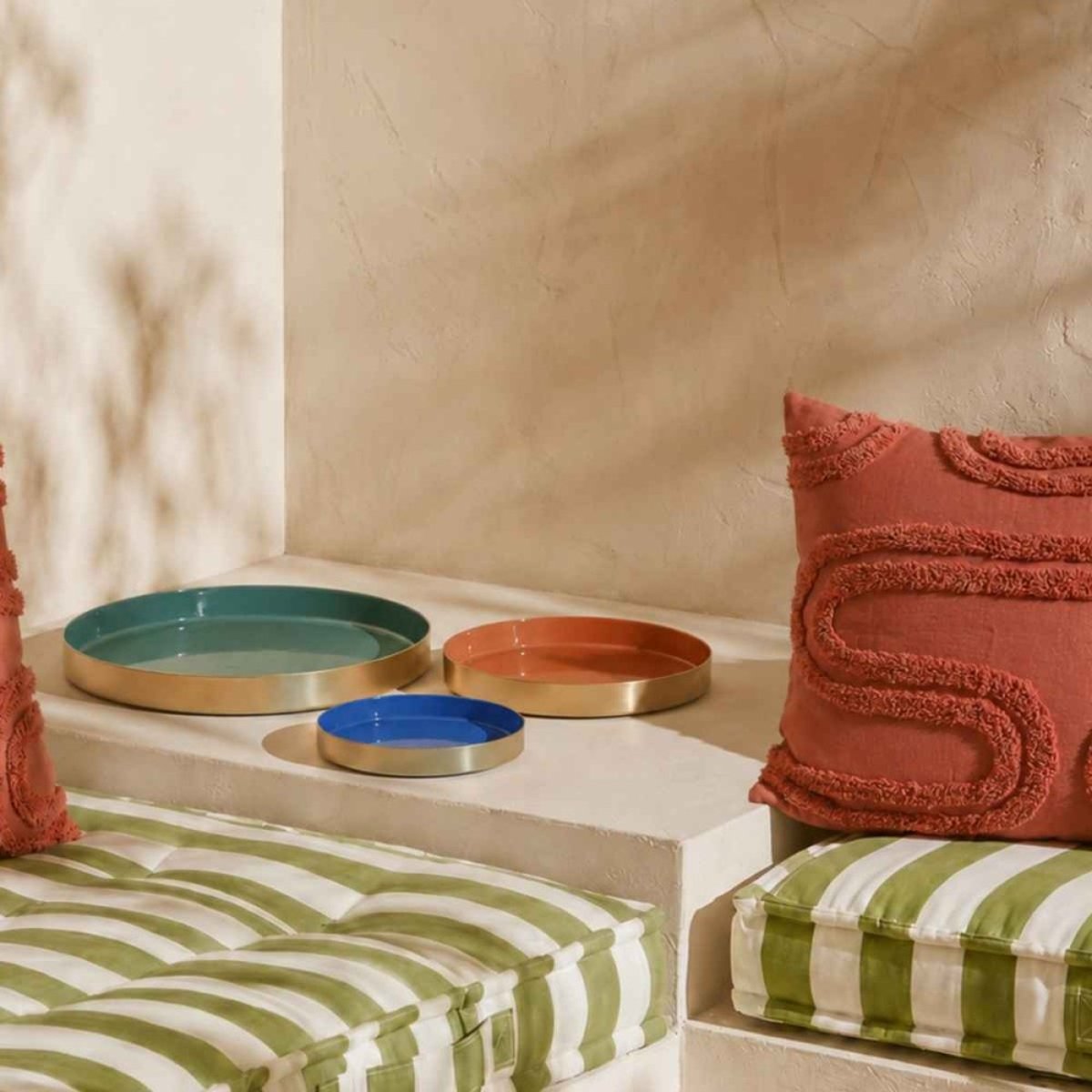 Set de 3 plateaux ronds colorés vert, ORNAMI
