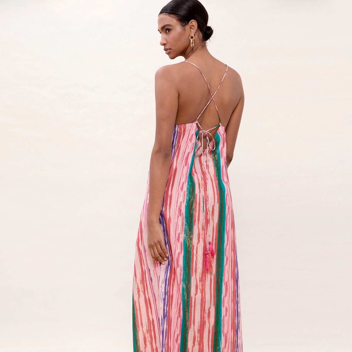 Robe longue fluide rayée à fines bretelles rose, LOLA CASADEMUNT