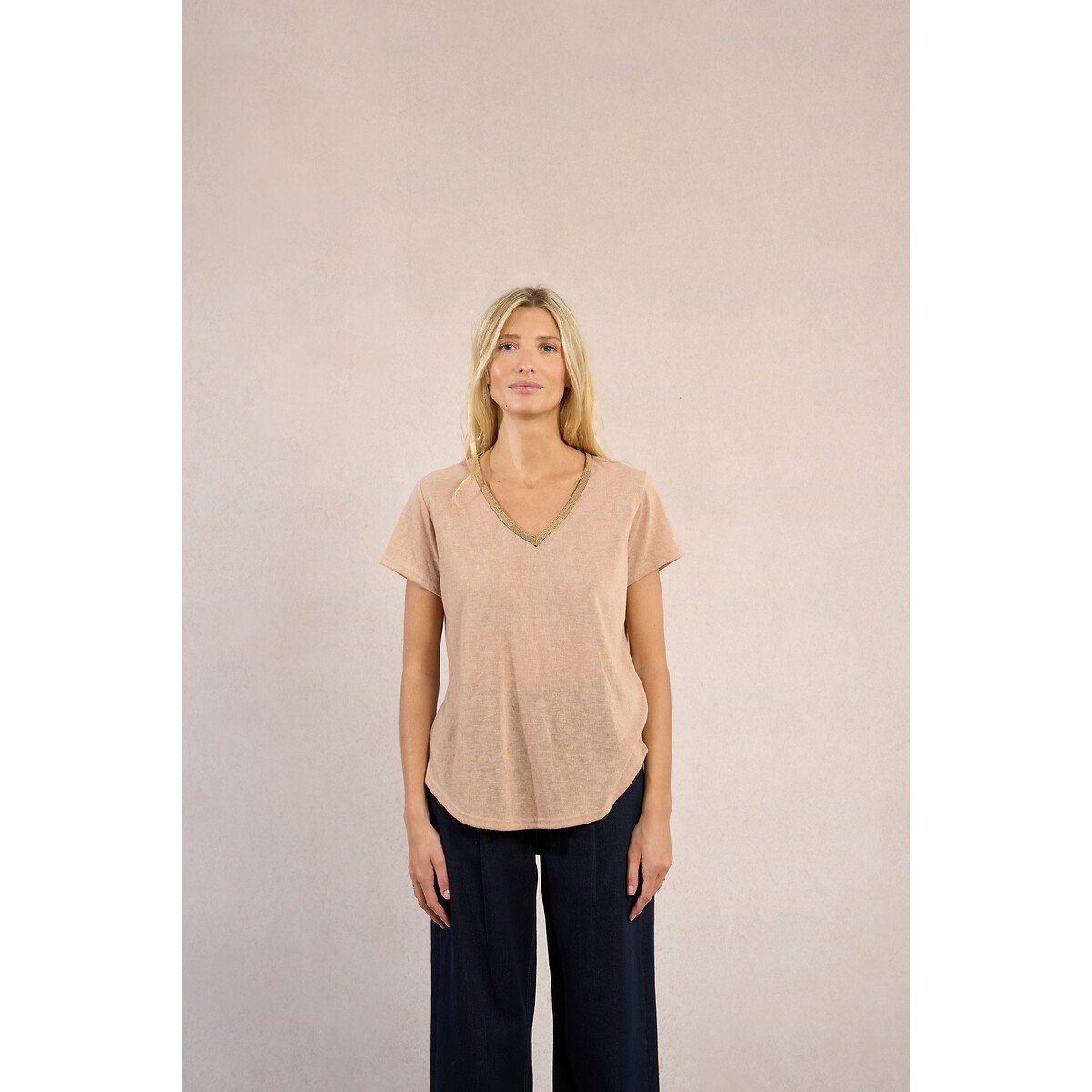 Iridescent V-Neck T-Shirt beige, MOLLY BRACKEN