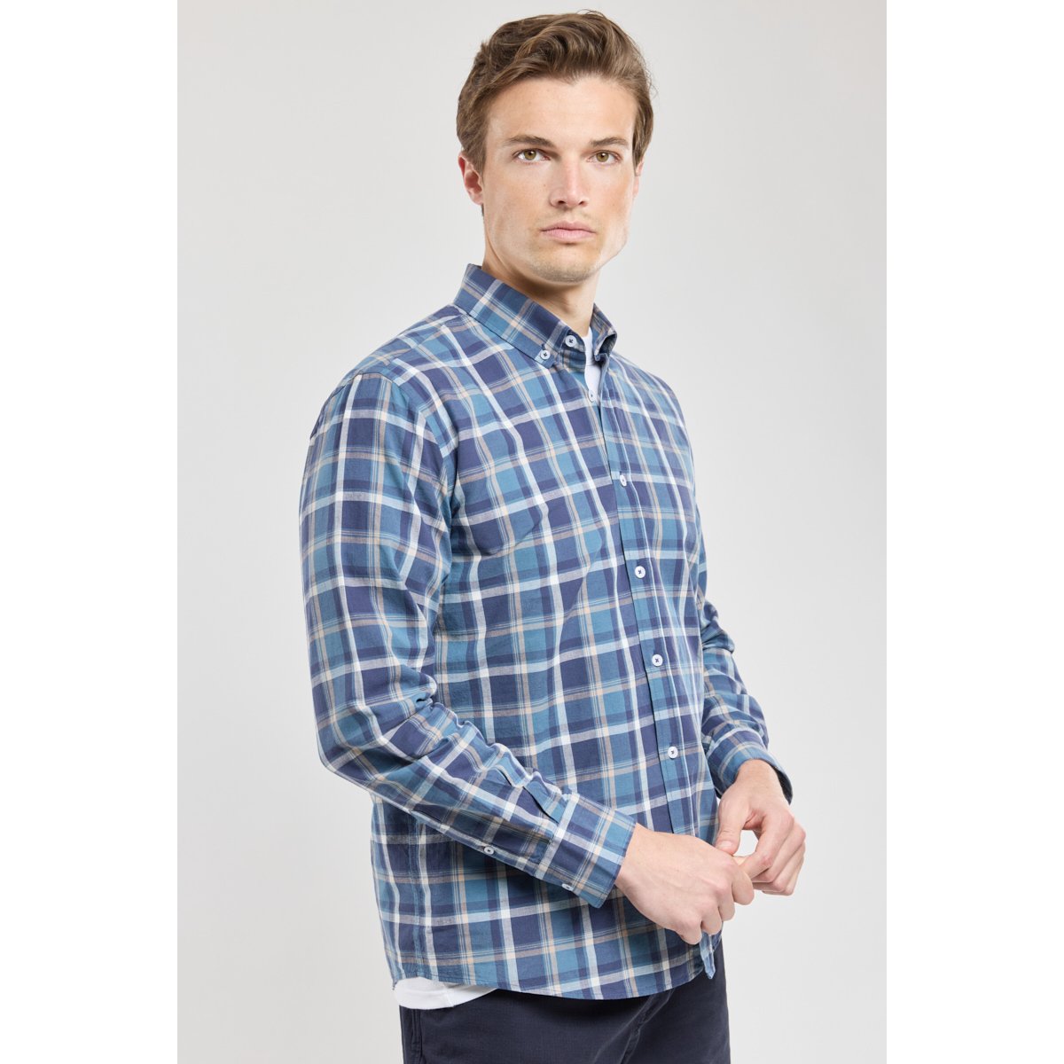 Chemise coupe droite en coton et lin carreau marine/obscur, ARMOR-LUX