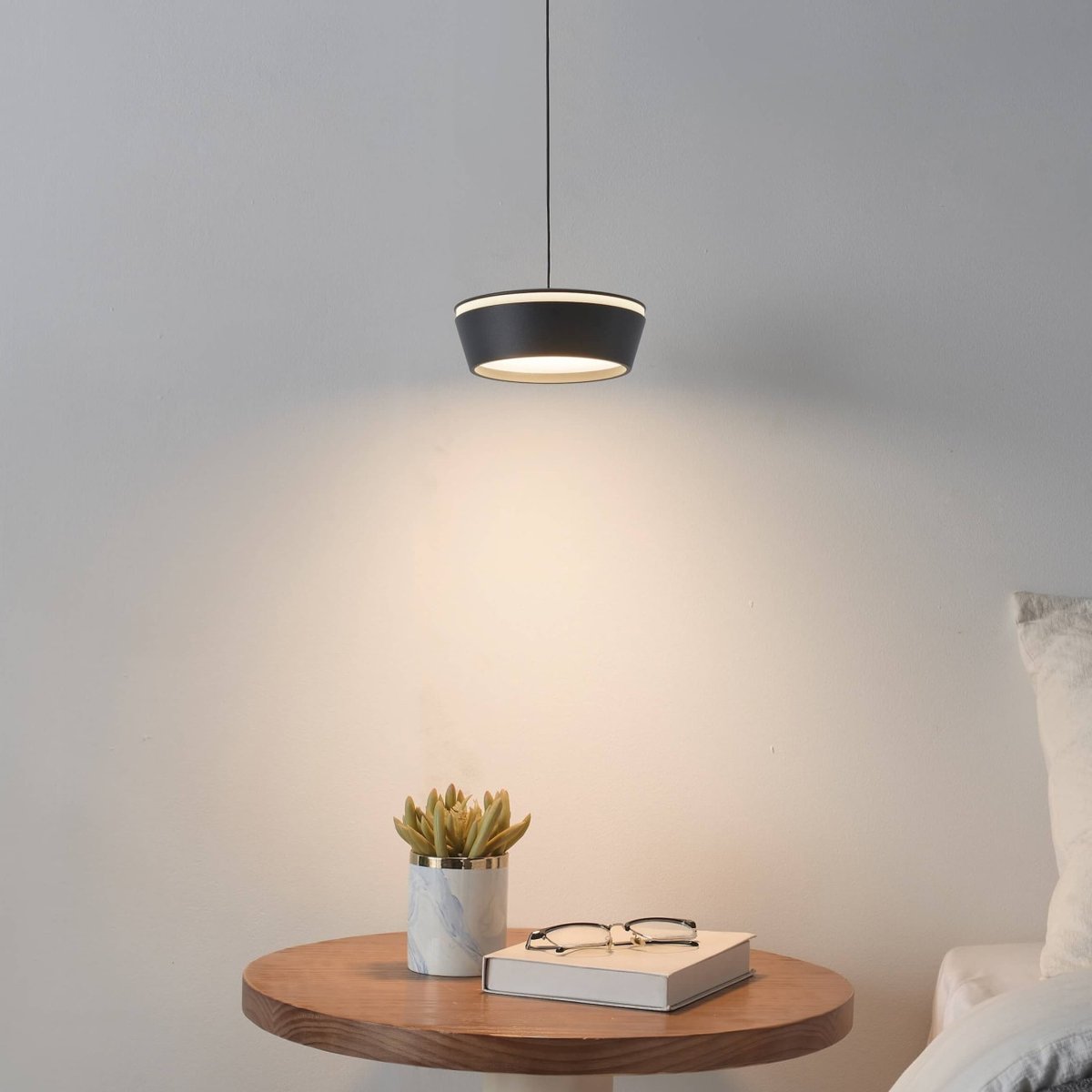 Suspension LED tube design minimaliste - MAVEL noir, KOSILUM
