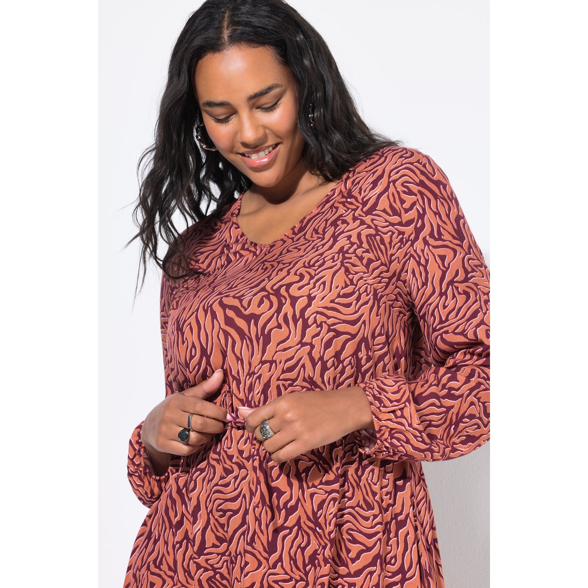 Robe maxi coupe trapèze à imprimé zébré rouge vin, STUDIO UNTOLD