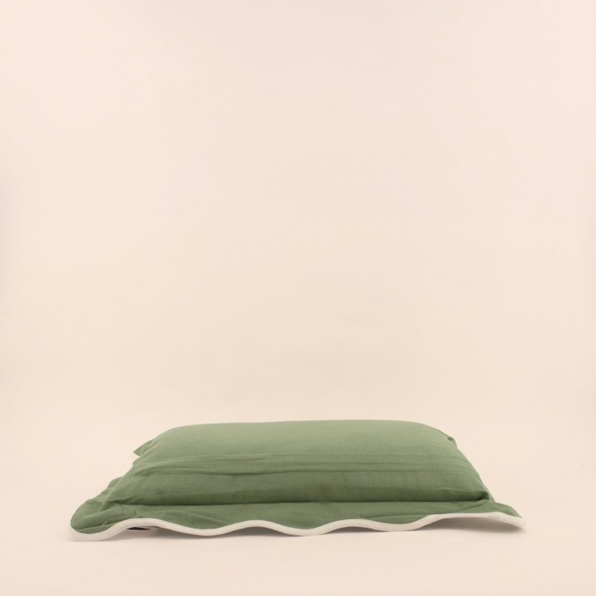 Coussin vintage contour vague 40x60cm vert, ORNAMI