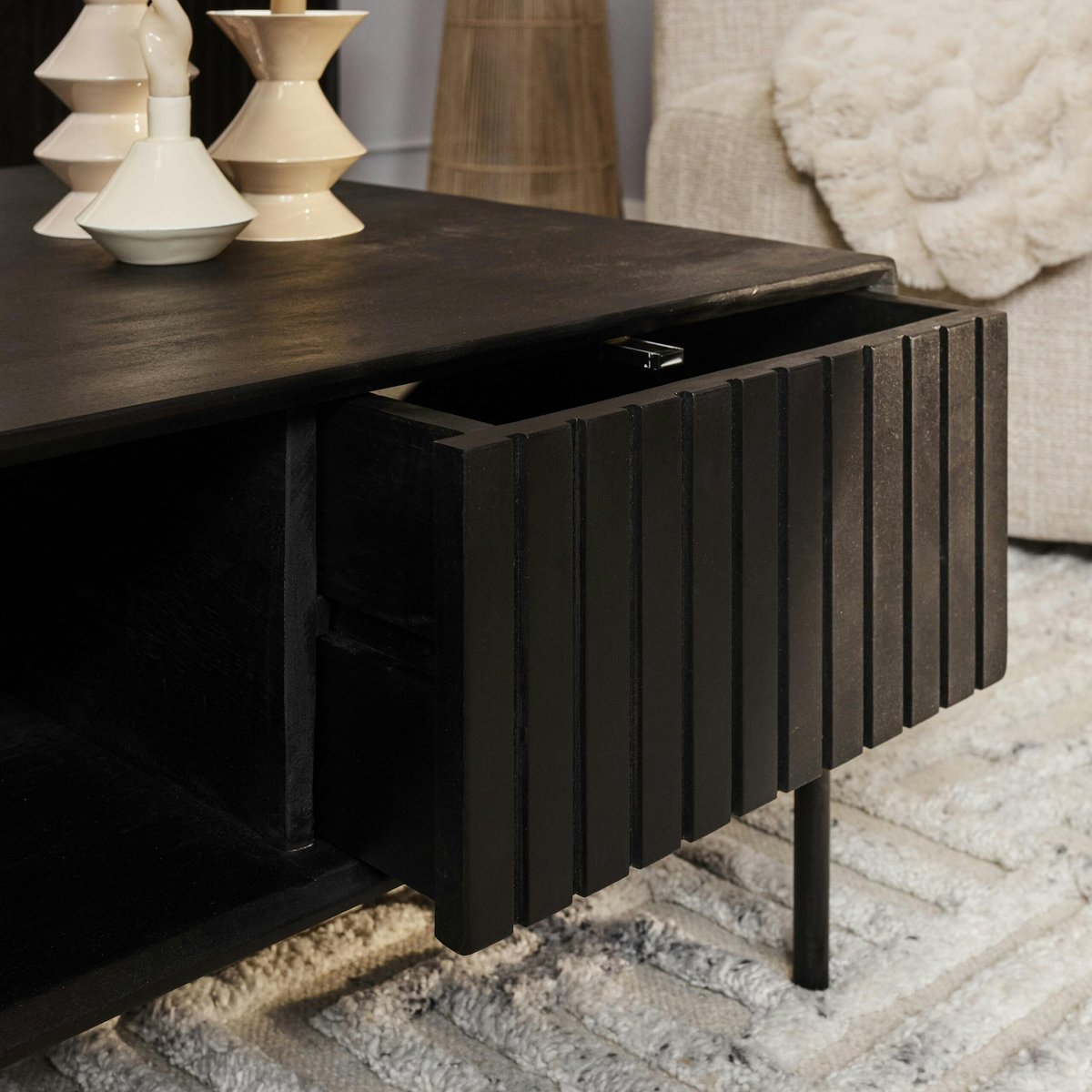 Table basse carrée 2 tiroirs 1 niche CORTINA noir, PIER IMPORT