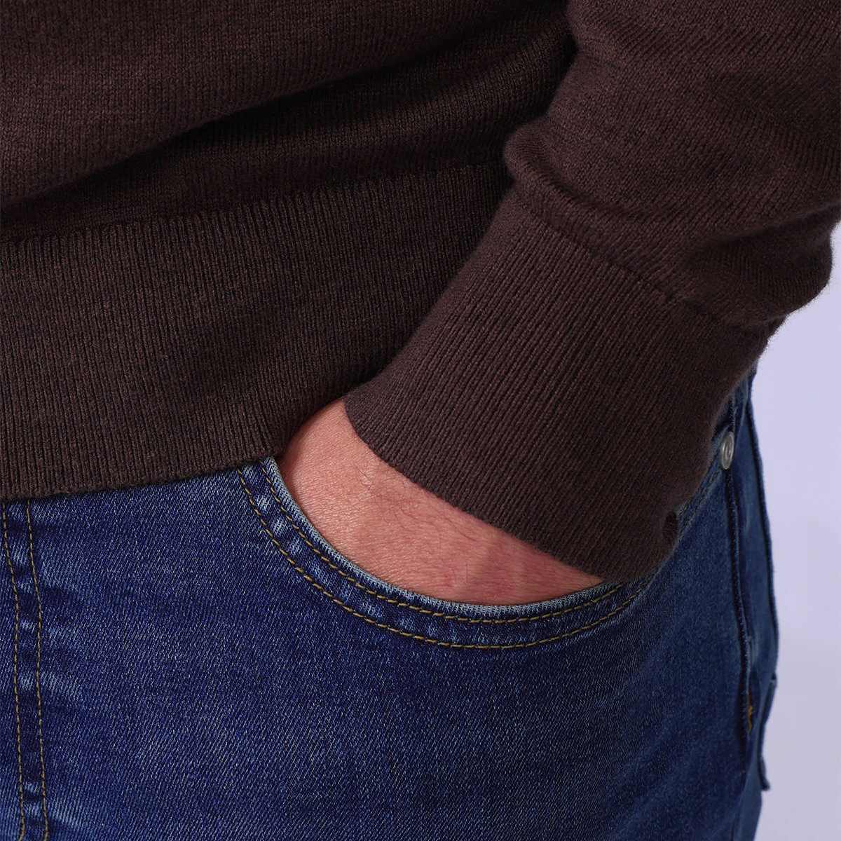 Pull col montant marron, MISE AU GREEN