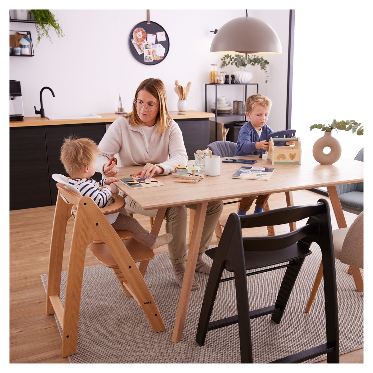 Réducteur bébé pour chaise haute Arketa Baby Seat blanc couleur unique, HAUCK