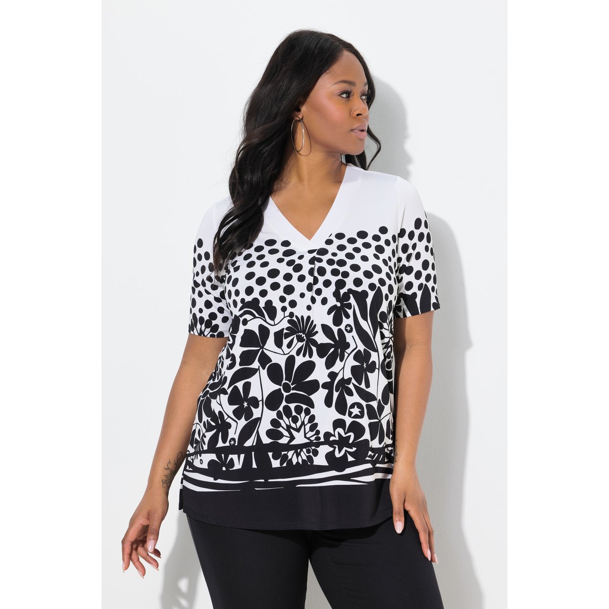 T-shirt en tissu fluide, motif à fleurs blanc neige, ULLA POPKEN