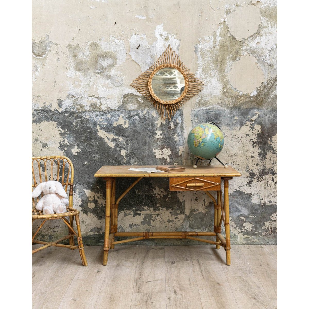 Bureau enfant en rotin Edouard N°715 - Bon état naturel, DEBONGOUT