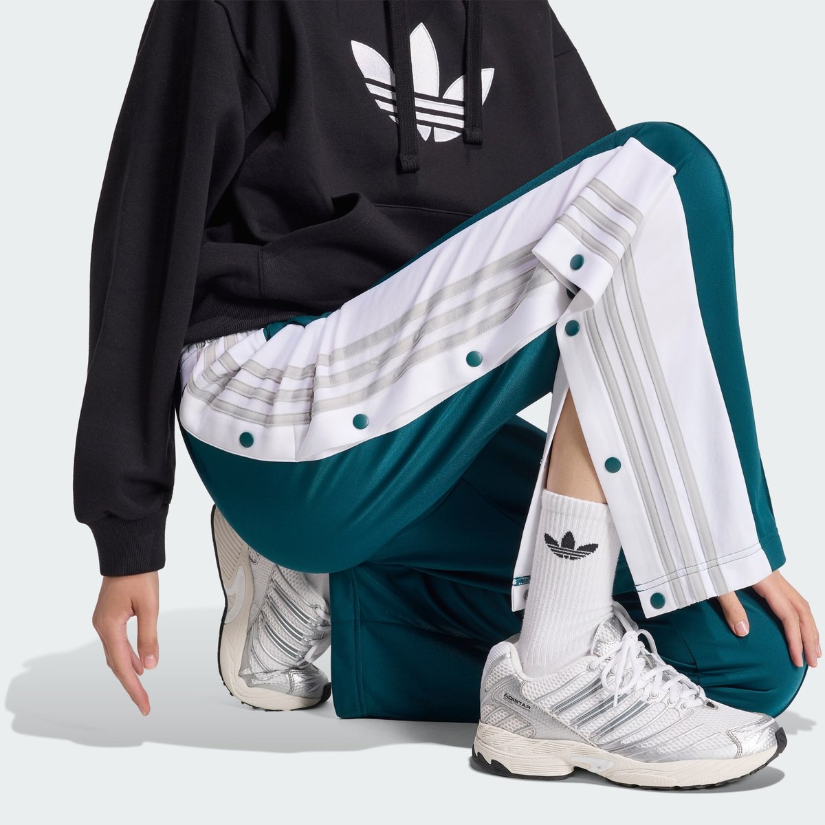 Pantalon De Survêtement Adibreak Pantalon De Survêtement Adibreak rich green / white / grey two, adidas Originals