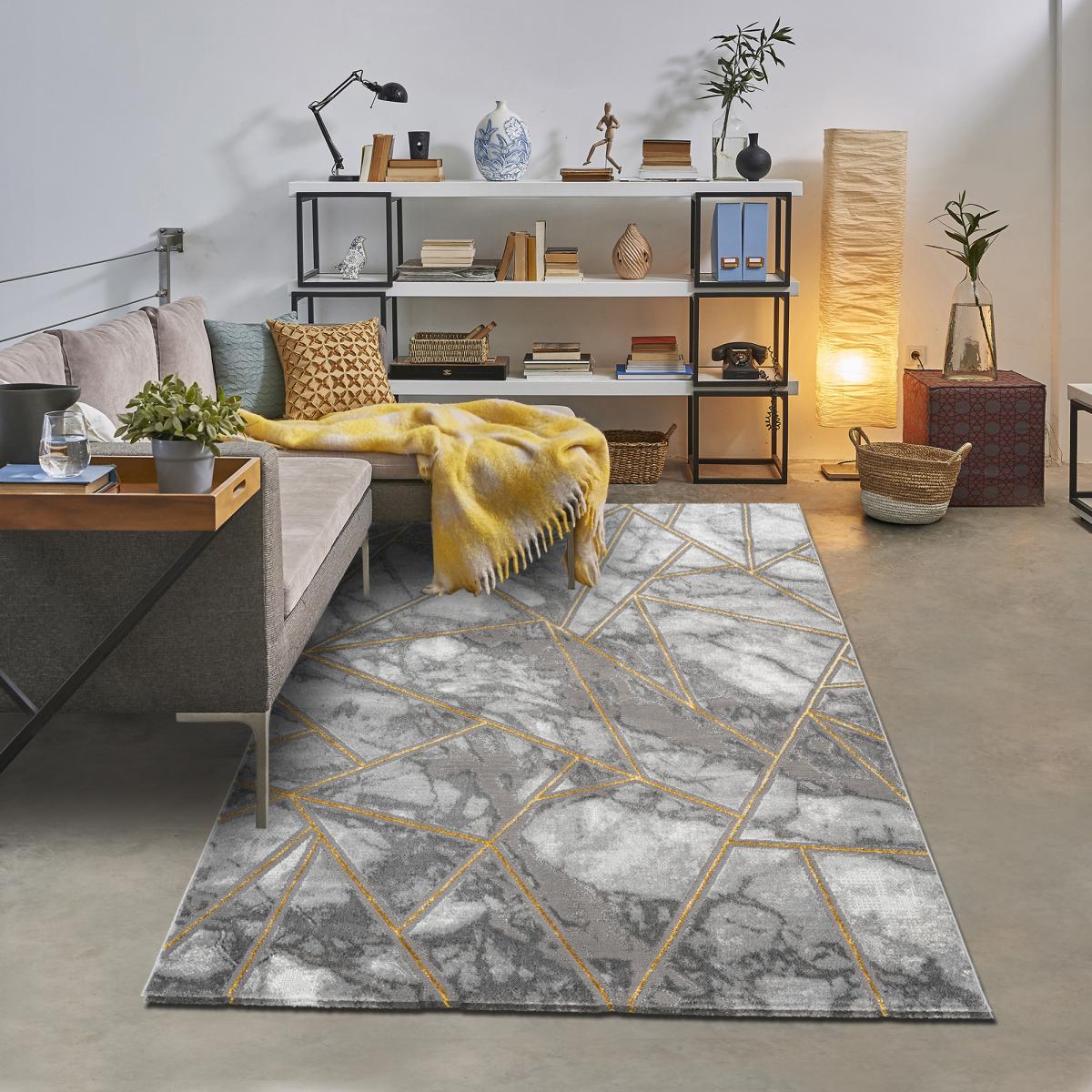 Tapis chambre tissé motif géométrique ERZU or, UN AMOUR DE TAPIS