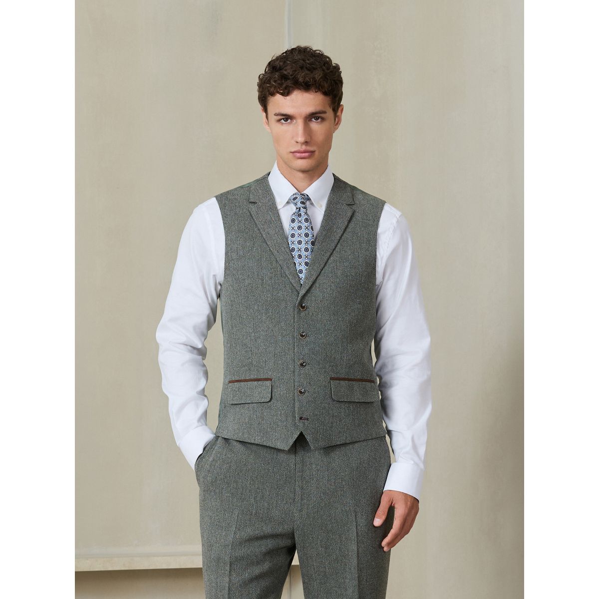 Gilet de costume standard en laine italienne vert sauge, NEXT