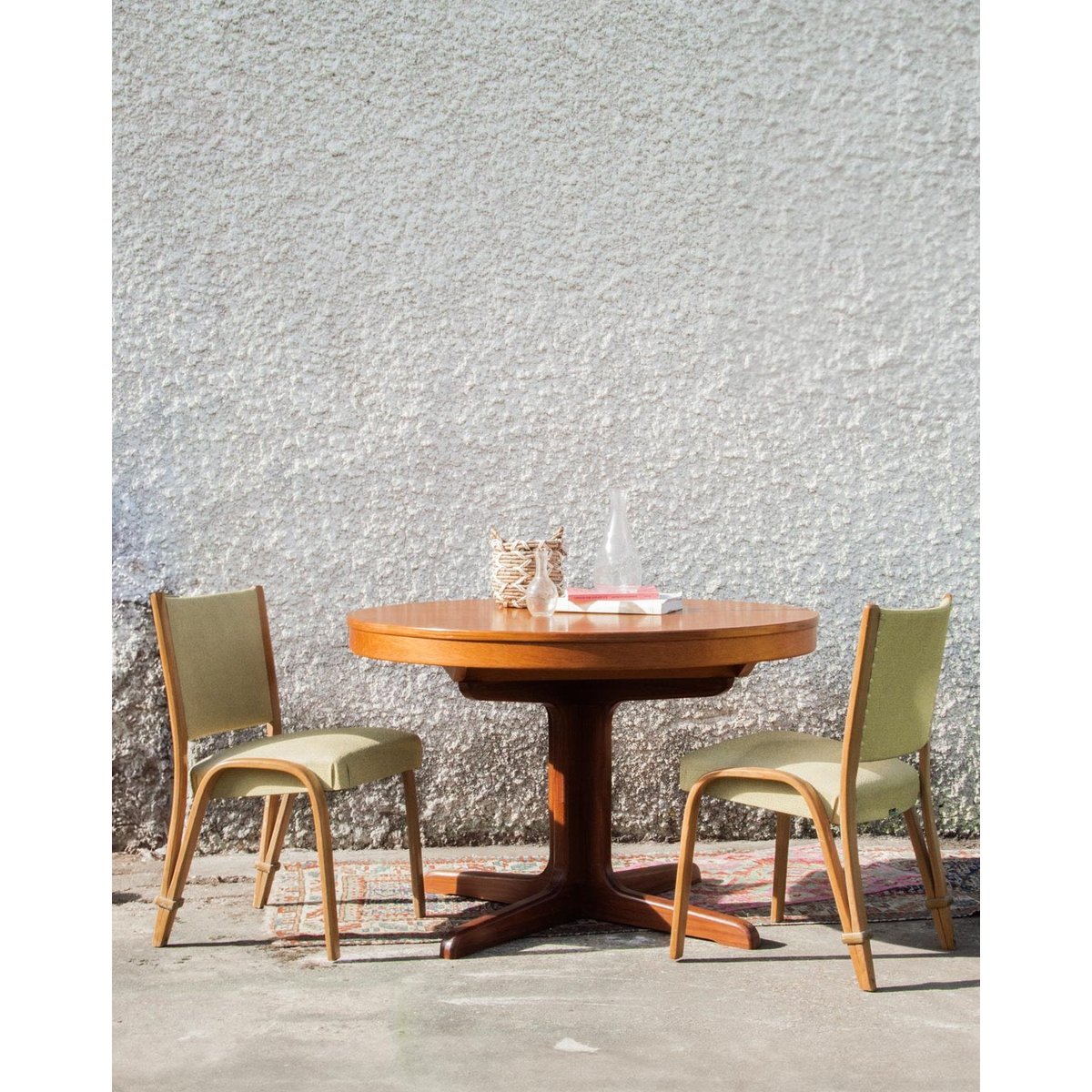 Table à manger Baumann Romy N°255 - Bon état bois, DEBONGOUT