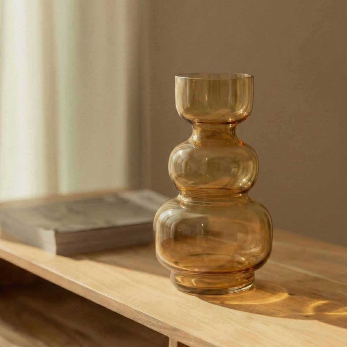 Vase design en verre, H26cm jaune, ORNAMI
