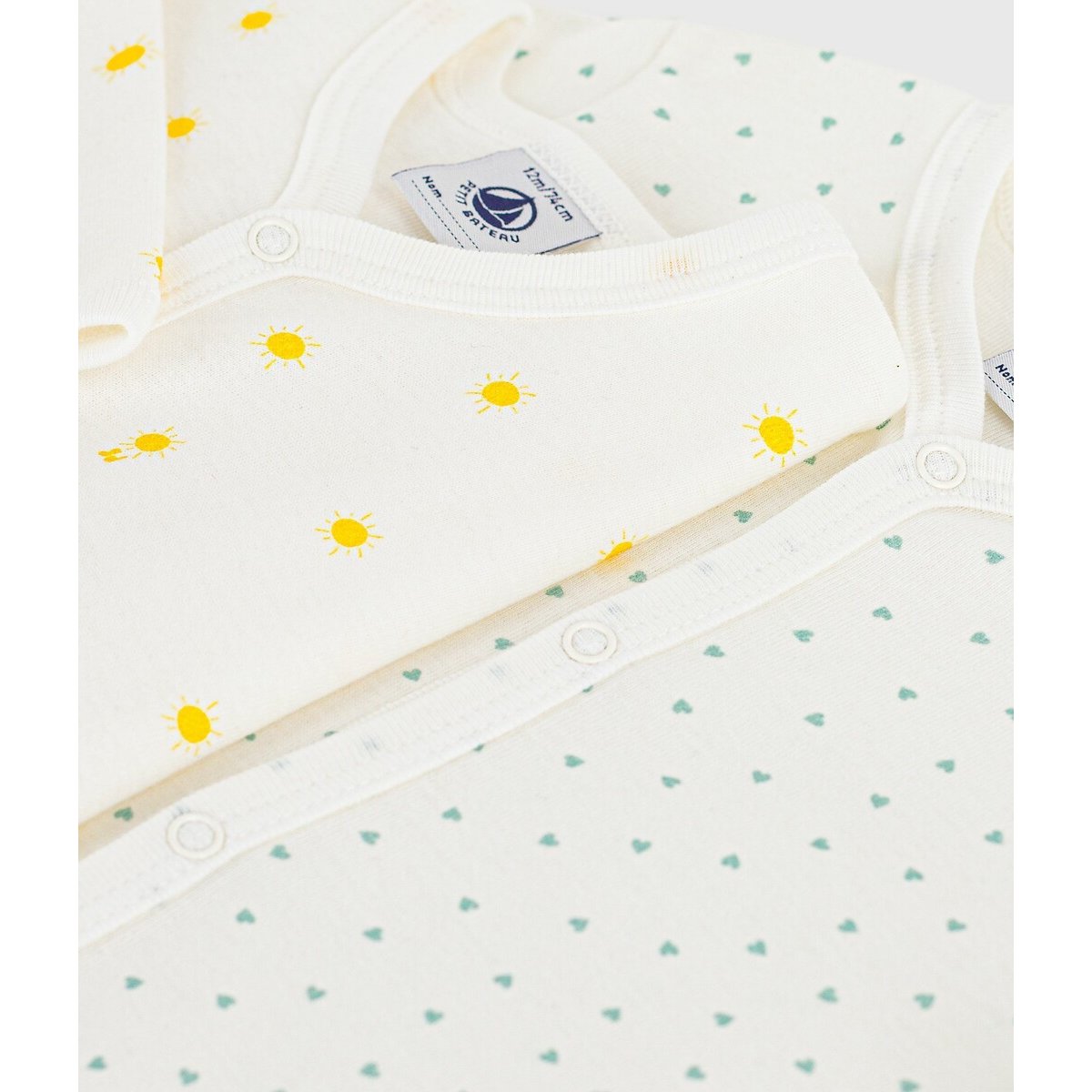 Lot de 2 pyjamas en coton, imprimés coeurs et soleils imprimé fond blanc, PETIT BATEAU