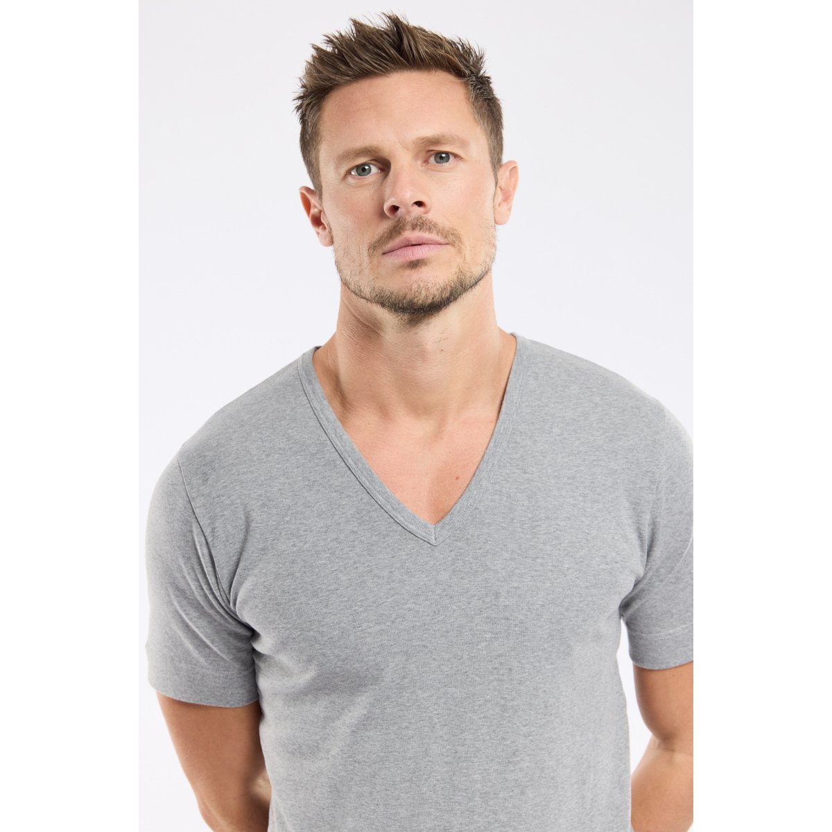 T-shirt col V en coton gris chiné clair, ARMOR-LUX