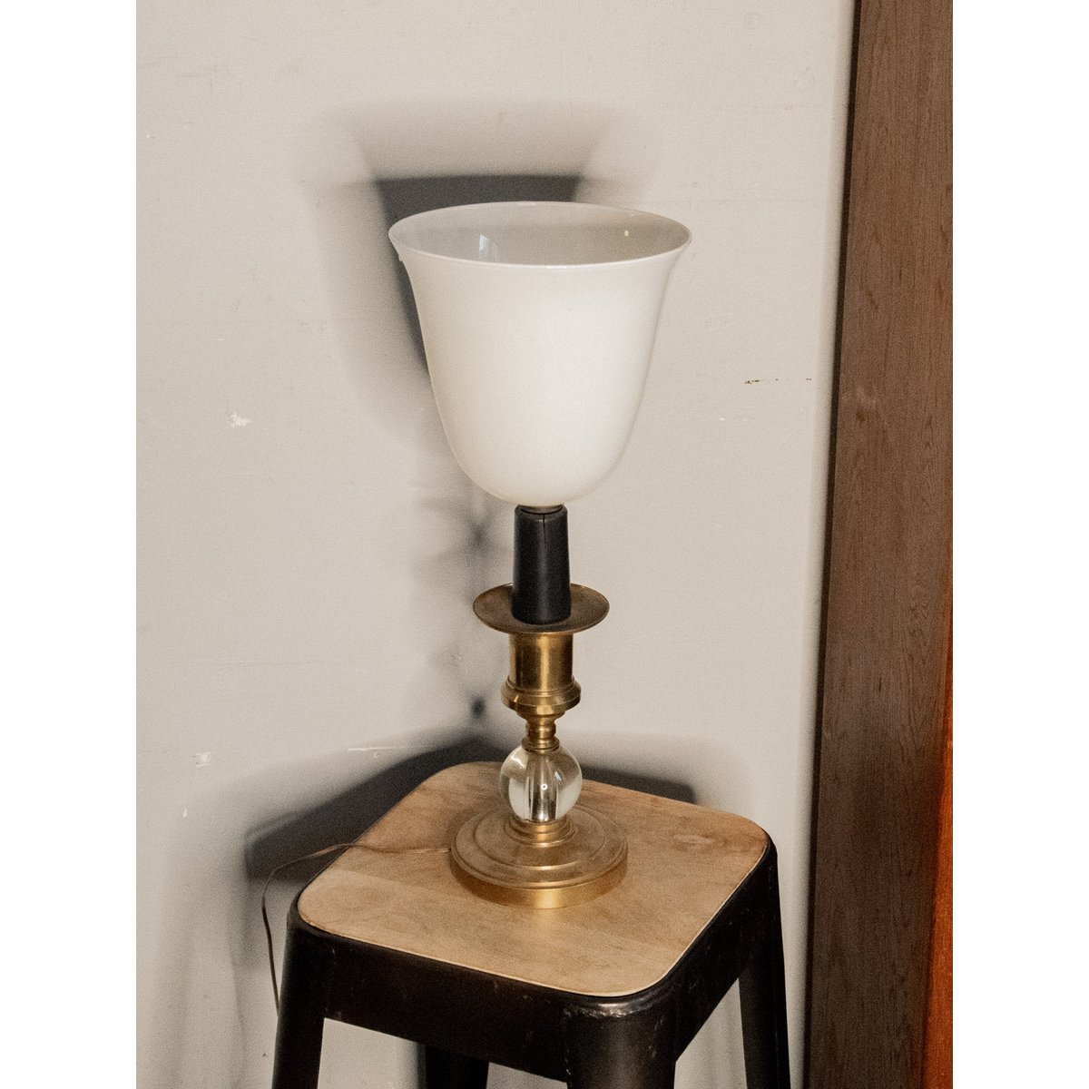 Lampe à poser en métal doré Julia N°604 - Bon état doré, DEBONGOUT