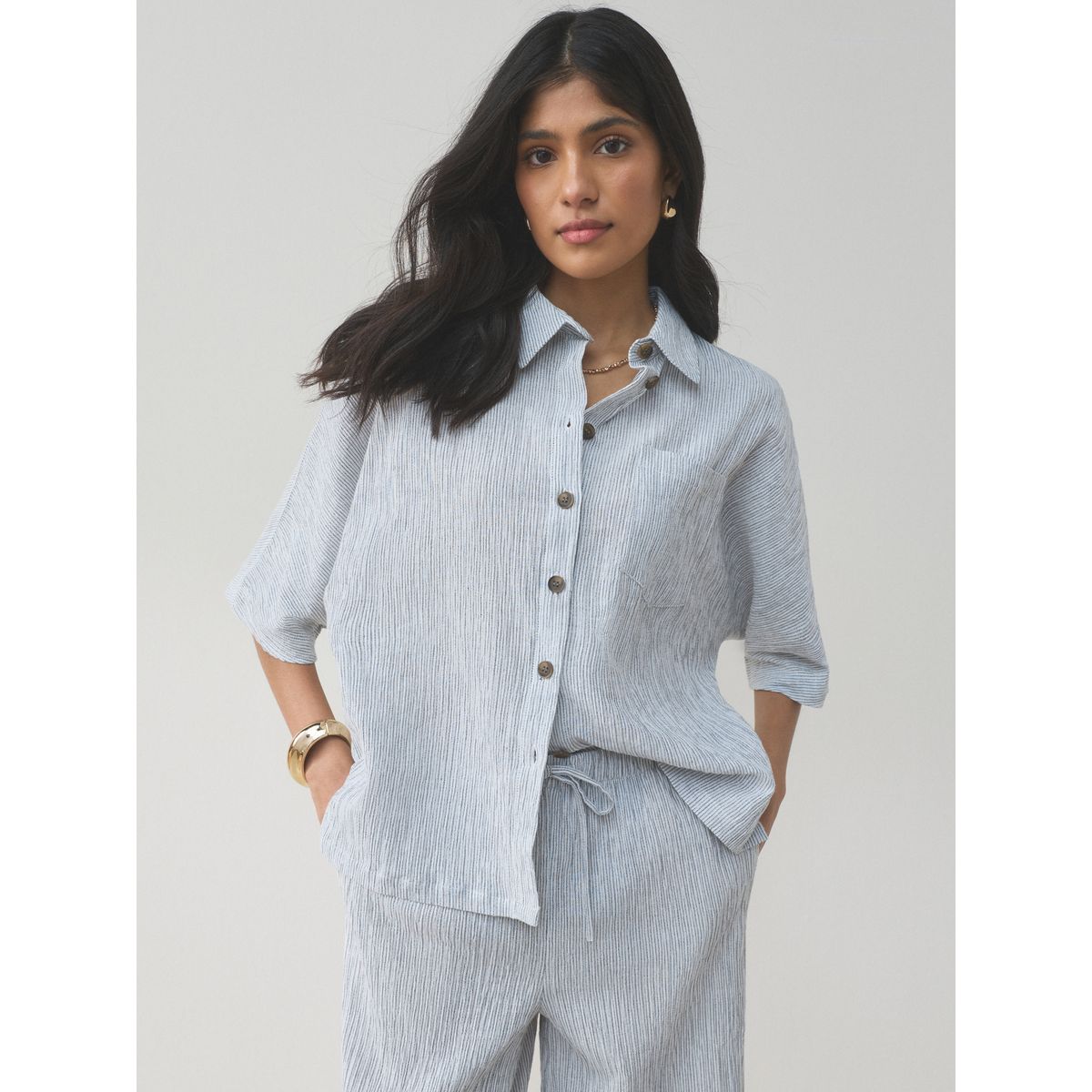 Chemise manches courtes en lin, lot de 2 rayures ardoise/blanches, NEXT