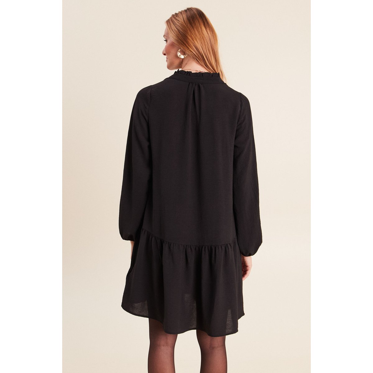 Robe courte évasée col v manches longues noir, BREAL