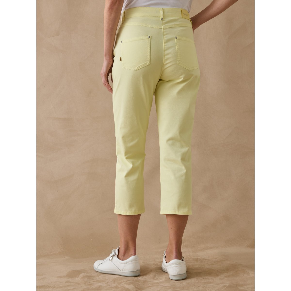 Pantacourt en gabardine avec élastique jaune, DAXON