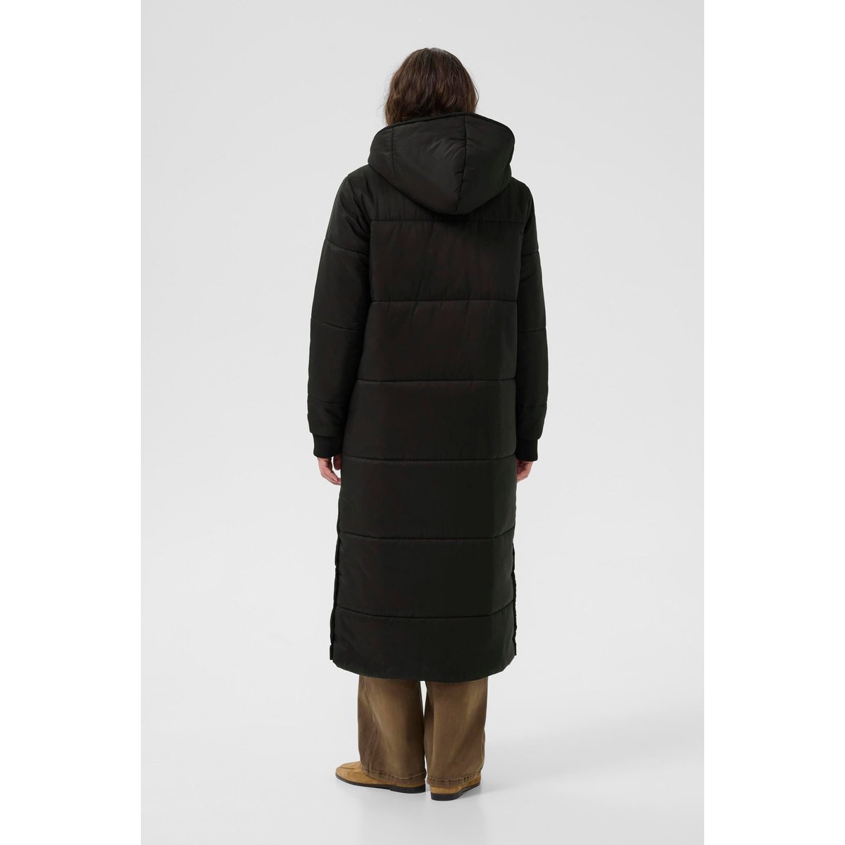 Manteau noir, CULTURE