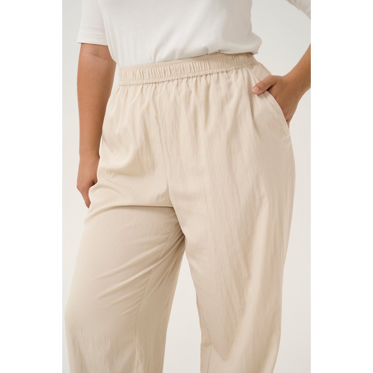 Casual pants beige feather gray, KAFFE CURVE