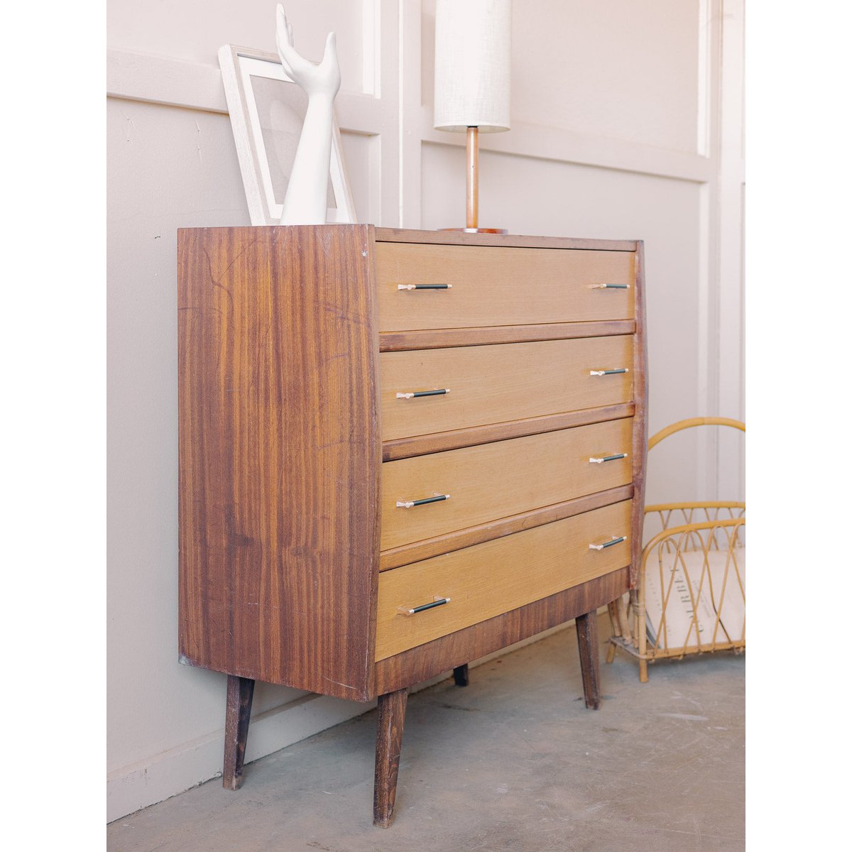 Commode années 60 Olga N°1080 - Bon état bois clair, DEBONGOUT